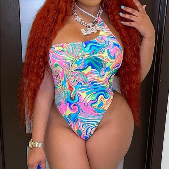 One Piece Swimwear - Picture 1 of 3